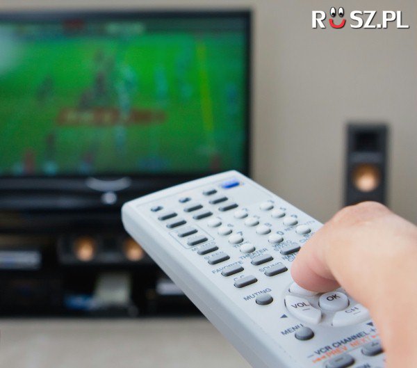 Ile minut dziennie średnio spędzamy przez TV?