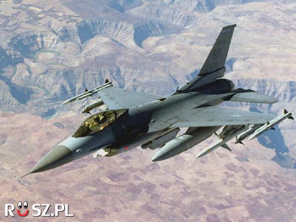 Jaką maksymalną prędkość rozwija F16?